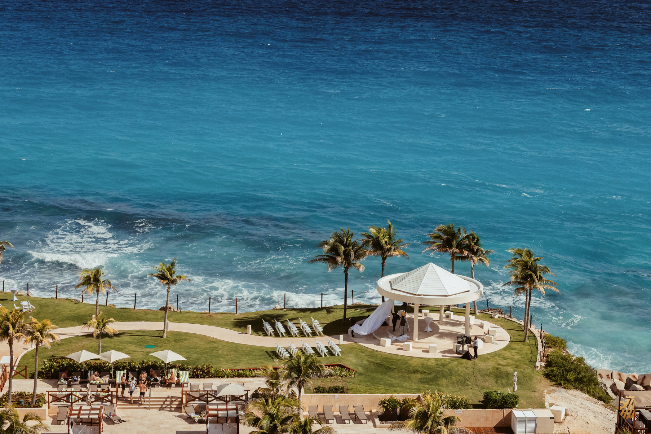 Hyatt_Ziva_Cancun_Wedding_Gazebo