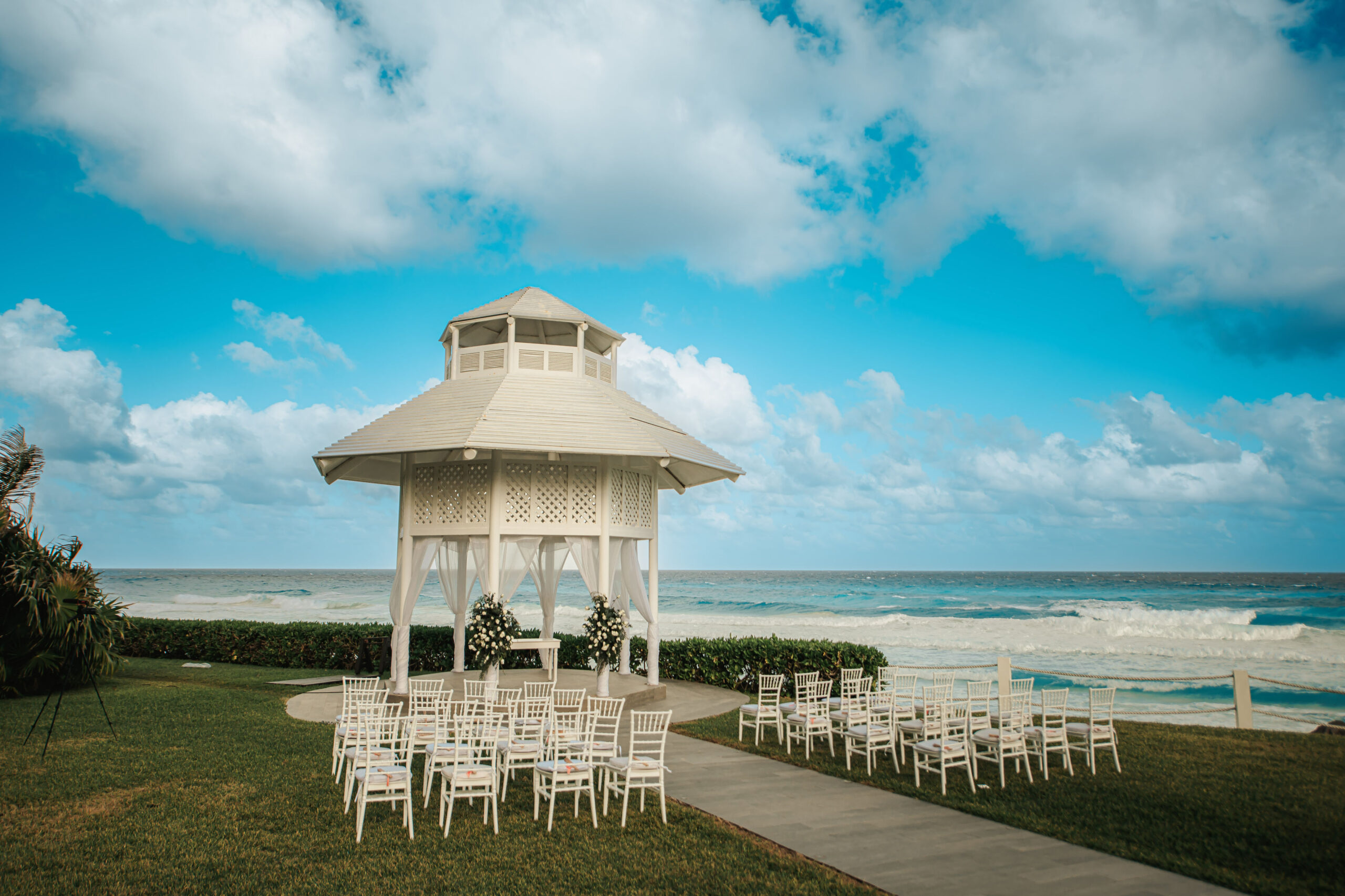 Paradisus_Cancun_Resort_Wedding_Gazebo